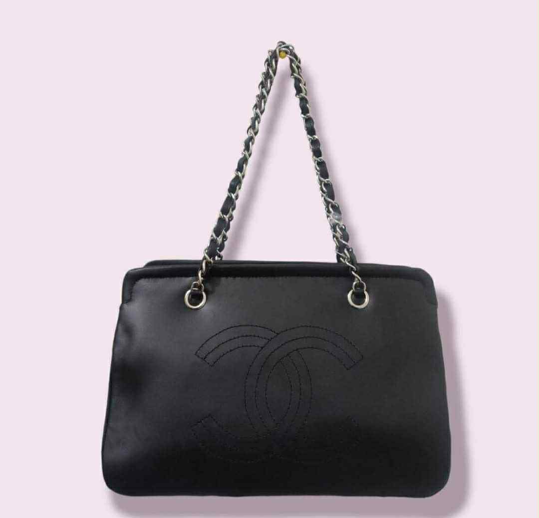 27bd69c7-fe49-44ee-9b1f-706ee1d1edd9 (1)