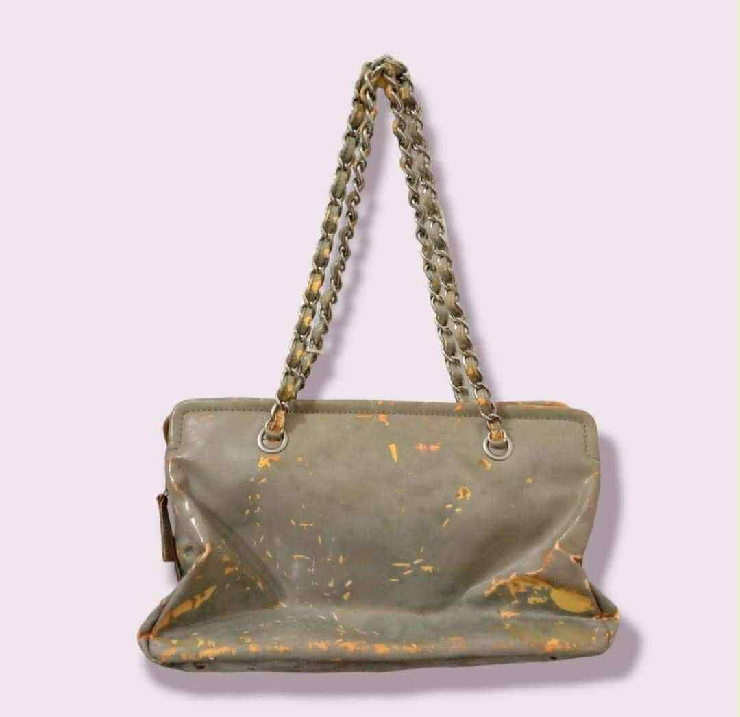 b7c98c22-0771-44d0-89a1-781f23a7da3b (1)